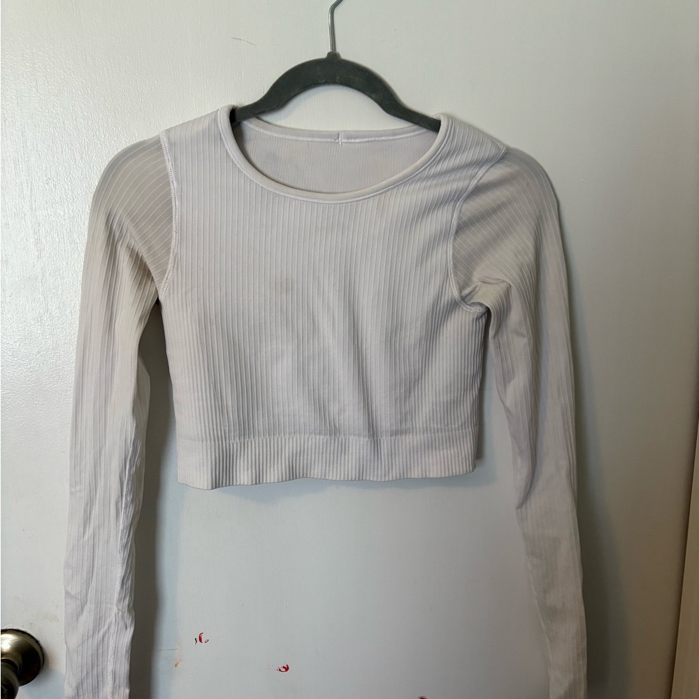 Lululemon White Ribbed Long Sleeve Crop Top